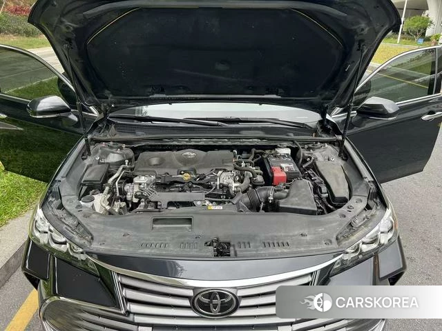 Toyota Avalon 2022 Черный из Китая, фото 4
