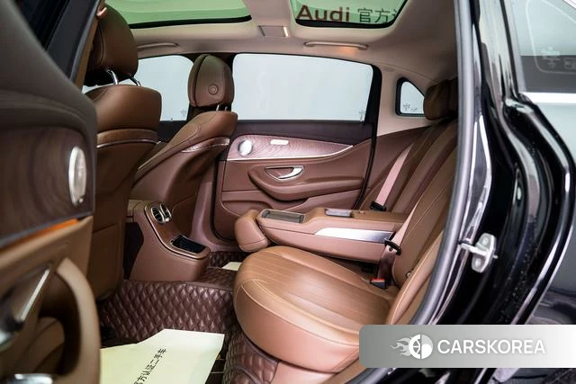 Mercedes-Benz E-Class 2022 Черный из Китая, фото 4