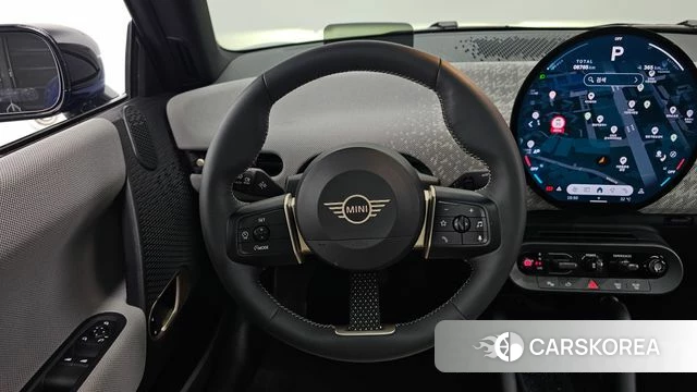 Mini Cooper Electric 4th Generation 2024 Синий из Кореи, фото 4