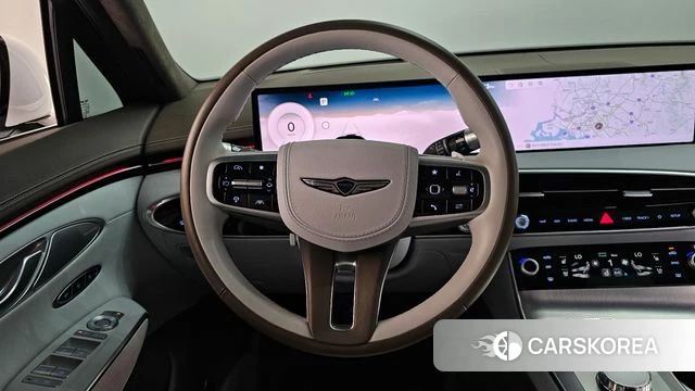 Genesis GV70 2025 Белый из Кореи, фото 4