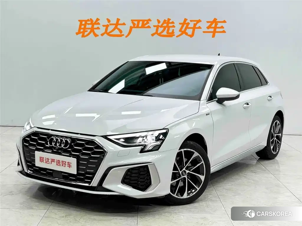 Audi A3 2023 Белый из Китая, фото 4