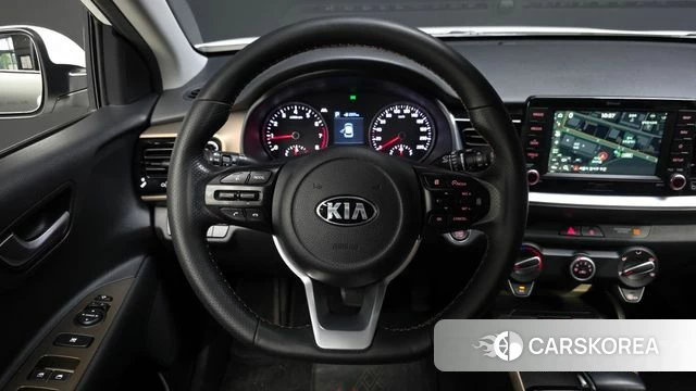 Kia Stonic 2019 Белый из Кореи, фото 4