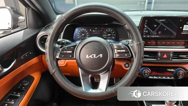 Kia The New K3 2nd generation 2023 Черный из Кореи, фото 4