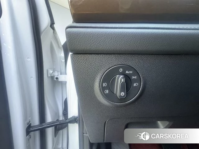 Volkswagen Tharu 2021 Белый из Китая, фото 4