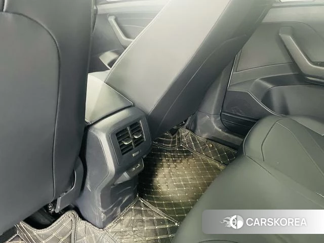 Volkswagen Tharu 2026 Белый из Китая, фото 4