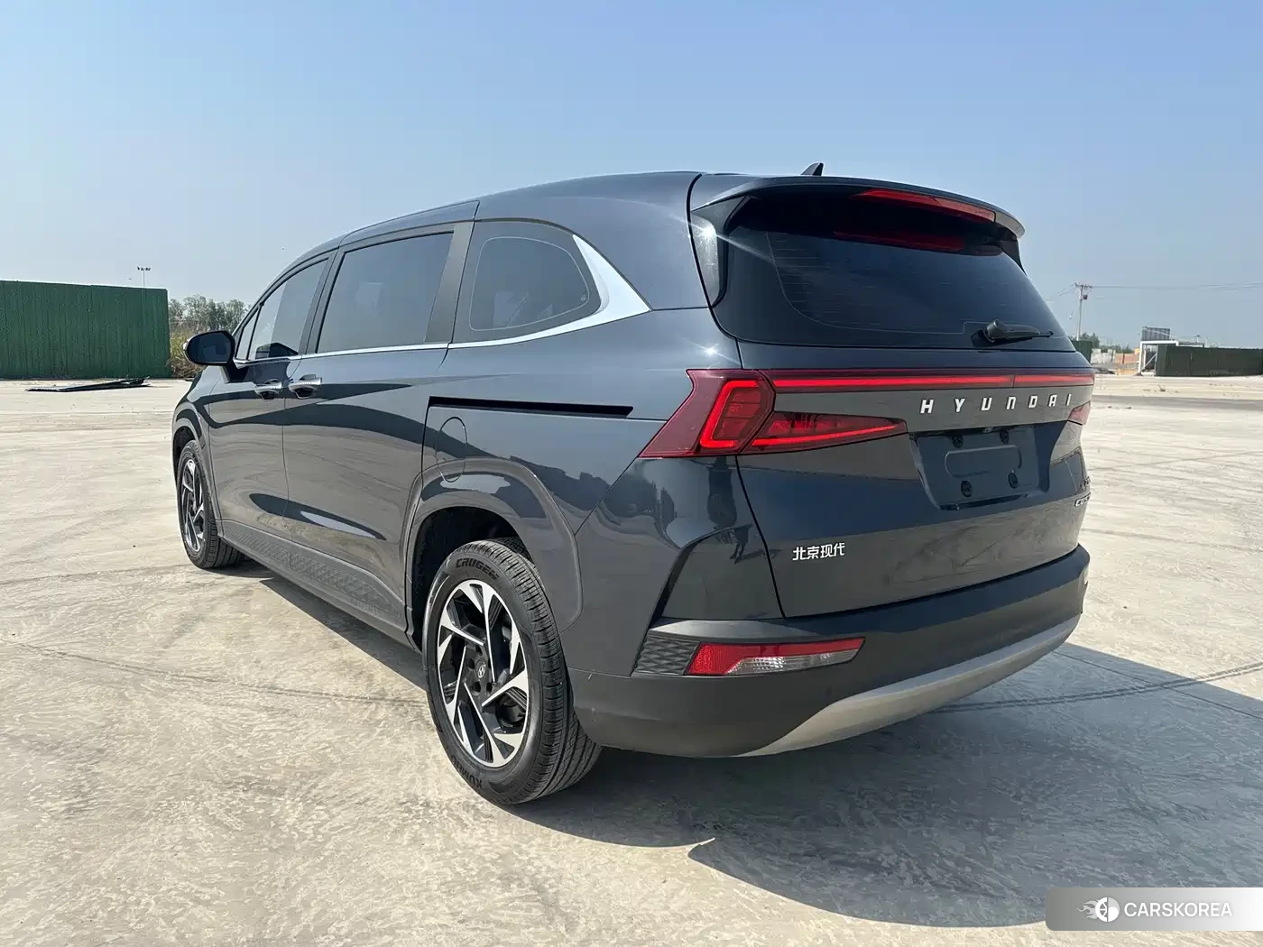 Hyundai Custo 2023 Silver/gray из Китая, фото 4