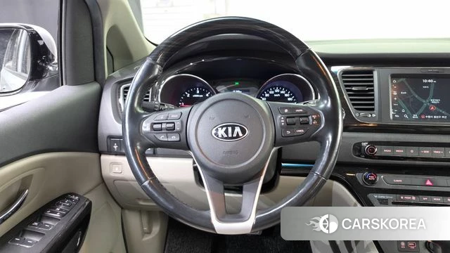 Kia The New Carnival 2019 Серебряный из Кореи, фото 4