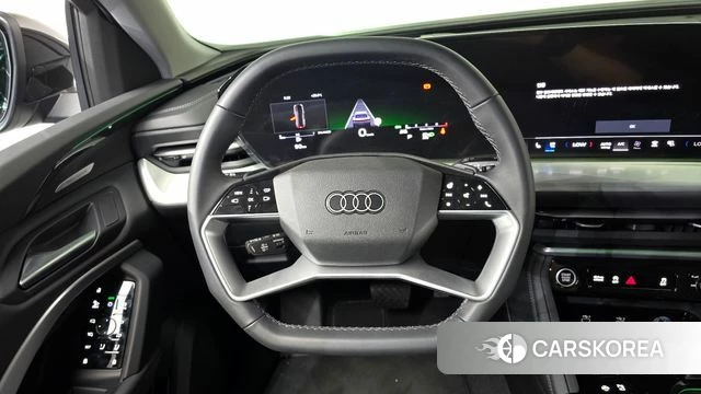 Audi Q5 (80A) 2025 Черный из Кореи, фото 4