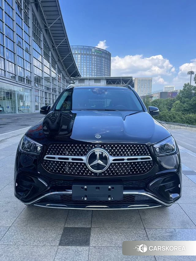 Mercedes-Benz GLE 2024 Черный из Китая, фото 4