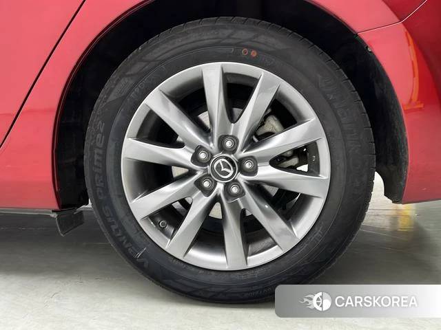 Mazda Atenza 2021 Красный из Китая, фото 4