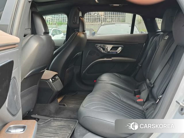 Mercedes-Benz EQS 2022 Серебристо-серый из Китая, фото 4