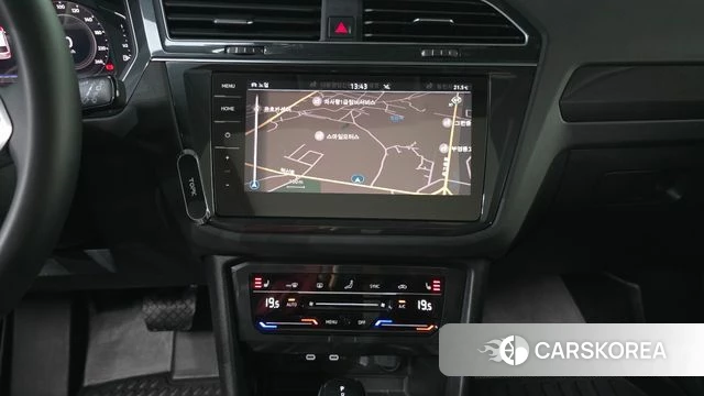 Volkswagen Tiguan second Generation 2022 Черный из Кореи, фото 4