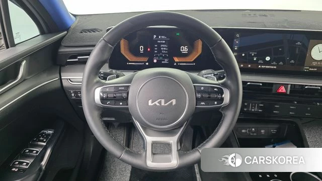 Kia The New K5 3rd generation 2025 Серебристо-серый из Кореи, фото 4