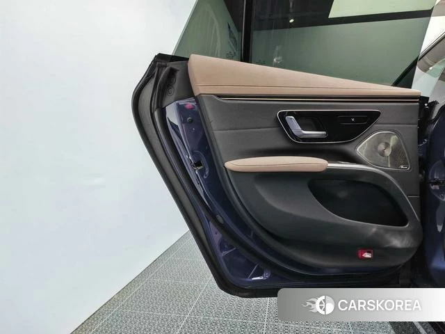 Mercedes-Benz AMG EQS 2024 Синий из Китая, фото 4