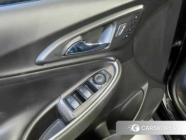 Chevrolet (GM Daewoo) All New Malibu 2018 Черный из Кореи, фото 4