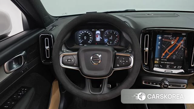 Volvo XC40 2021 Белый из Кореи, фото 4