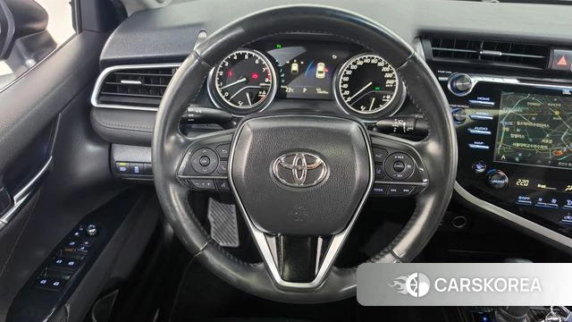 Toyota Camry (XV70) 2018 Коричневый из Кореи, фото 4