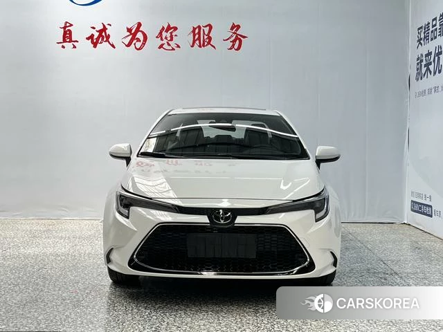 Toyota Levin 2024 Белый из Китая, фото 4