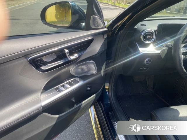 Mercedes-Benz C-class 2025 Зеленый из Китая, фото 4