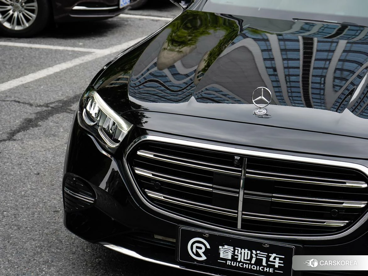 Mercedes-Benz E-Class 2024 Черный из Китая, фото 4