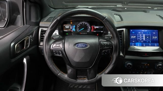 Ford Ranger 3rd Generation 2022 Черный из Кореи, фото 4