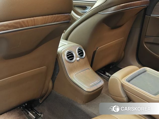 Mercedes-Benz E-Class 2021 Черный из Китая, фото 4