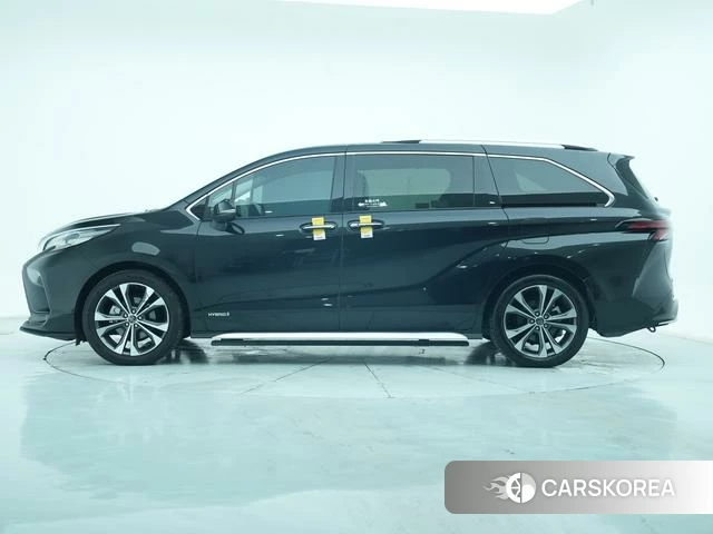 Toyota Granvia 2024 Черный из Китая, фото 4