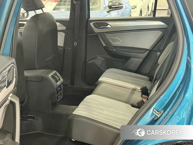 Volkswagen Tayron 2022 Синий из Китая, фото 4