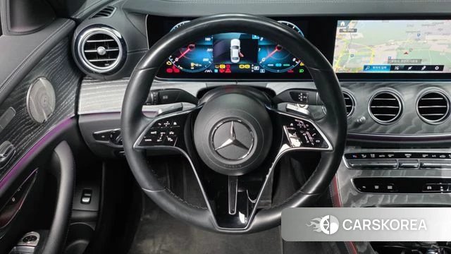 Mercedes-Benz E-Class W213 2023 Белый из Кореи, фото 4
