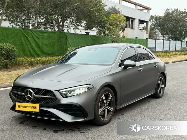 Mercedes-Benz A-Class 2023 Темно-серый из Китая, фото 4
