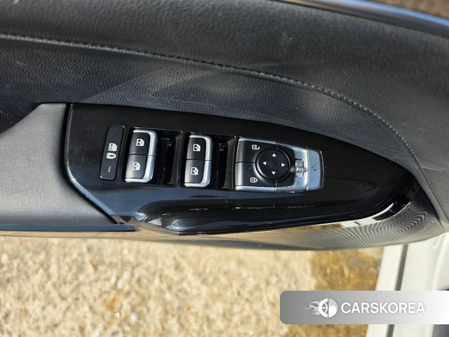 Kia K5 3rd generation 2023 Белый из Кореи, фото 4