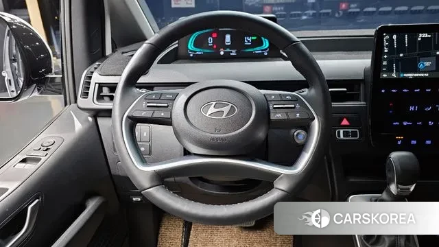 Hyundai Staria 2025 Серебристо-серый из Кореи, фото 4