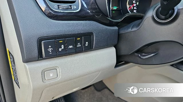 Kia The New Carnival 2018 Серый из Кореи, фото 4