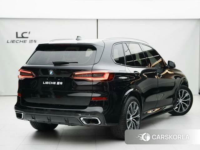 BMW X5 2021 Черный из Китая, фото 4