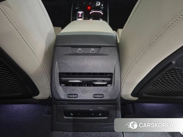 Audi A5 (B10) 2025 Небесно-голубой из Кореи, фото 4