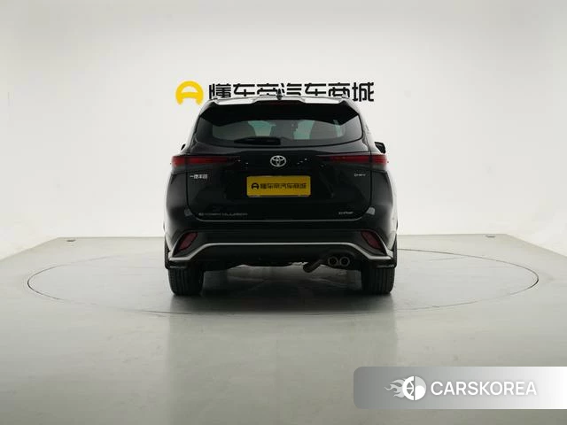 Toyota Crown 2025 Черный из Китая, фото 4