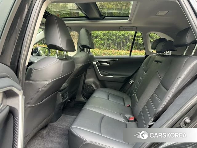 Toyota RAV4 2024 Черный из Китая, фото 4