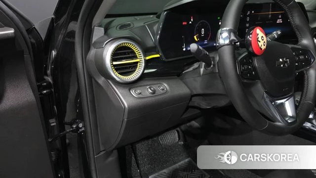Chevrolet (GM Daewoo) Trax Crossover 2024 Черный из Кореи, фото 4