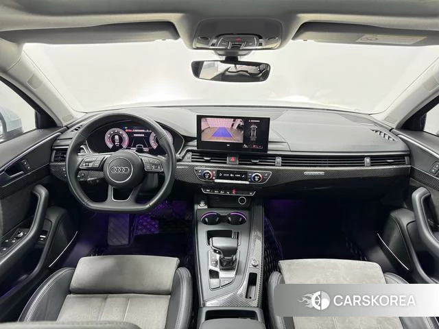Audi A4L 2020 Серебристо-серый из Китая, фото 4