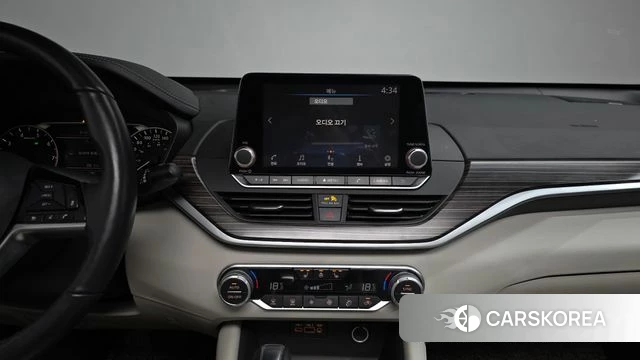 Nissan Altima (L34) 2019 Белый из Кореи, фото 4