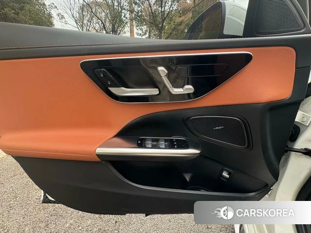 Mercedes-Benz C-class 2024 Белый из Китая, фото 4