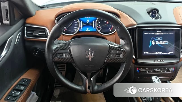 Maserati Ghibli 2019 Синий из Кореи, фото 4