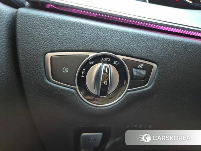 Mercedes-Benz E-Class W213 2021 Белый из Кореи, фото 4