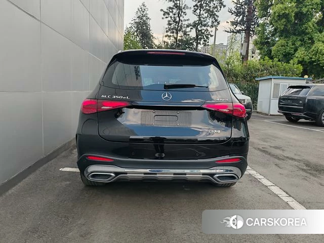 Mercedes-Benz GLC 2024 Черный из Китая, фото 4