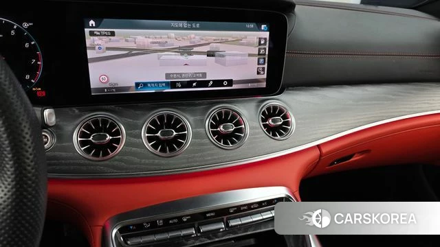 Mercedes-Benz AMG GT 2023 Белый из Кореи, фото 4