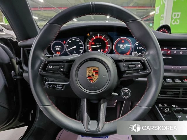 Porsche 911(992) 2023 Черный из Кореи, фото 4