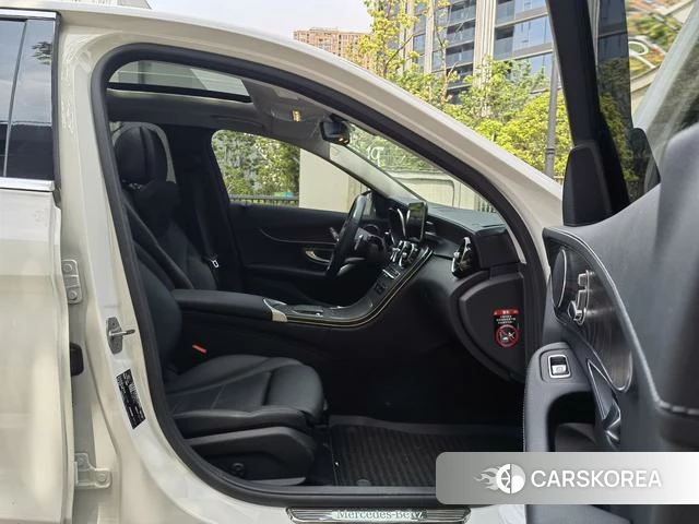 Mercedes-Benz C-class 2021 Белый из Китая, фото 4