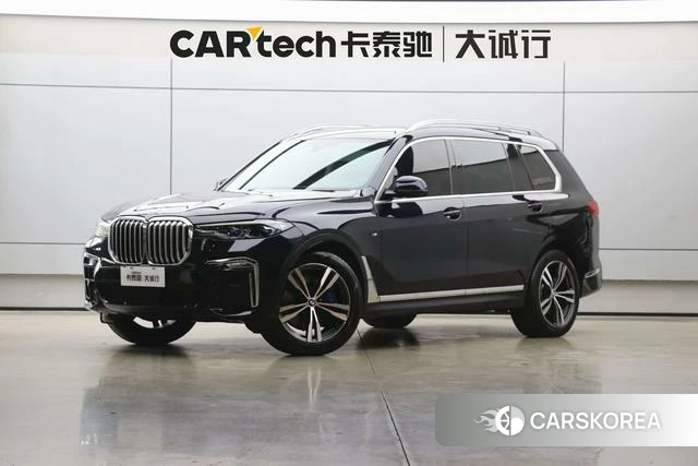 BMW X7 2021 Черный из Китая, фото 4