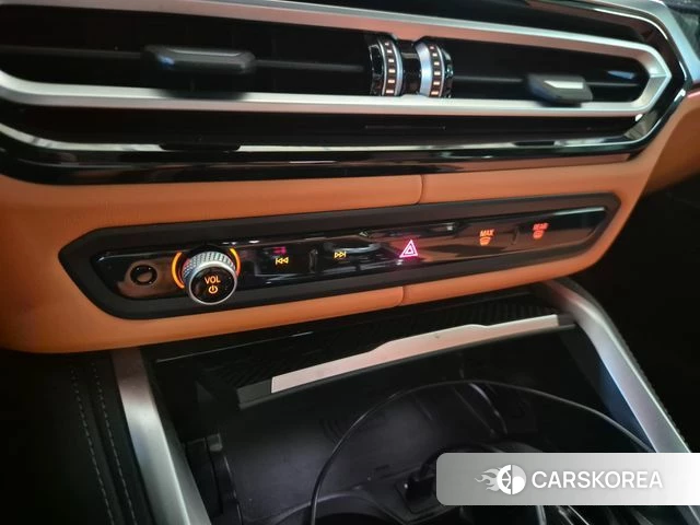 BMW M3 (G80) 2024 Белый из Кореи, фото 5