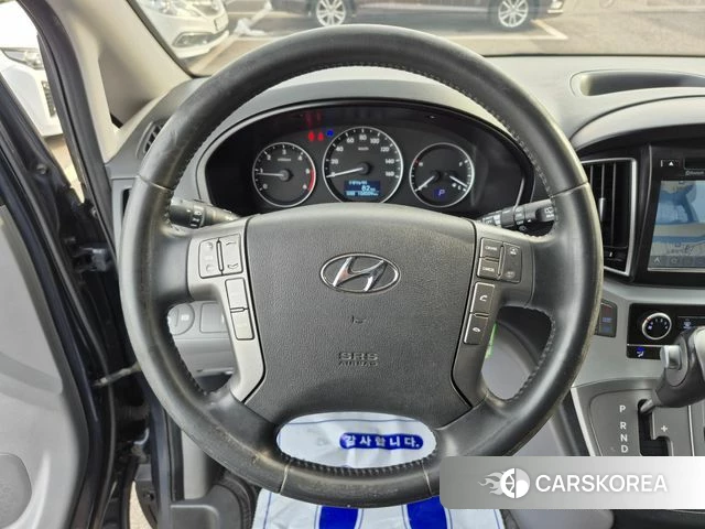Hyundai The New Grand Starex 2018 Темно-зеленый из Кореи, фото 4